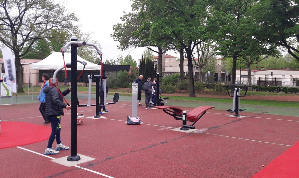 Wandeplay High Quality Galvanized Outdoor Fitness Equipment with Children Elliptical Cross Trainer Wd-010819
