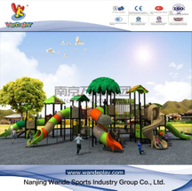 Amusement Tree House Playset in Outdoor Children Park
