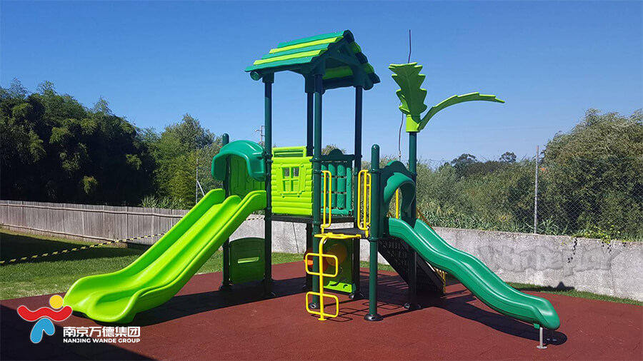 5880TUV outdoor playground-1